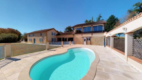 Domaine Rey Loft in Seissan
