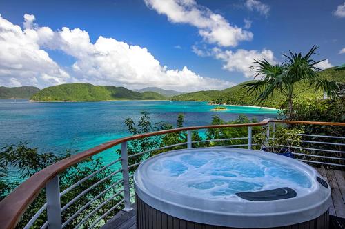 Cliffhouse Villa in 中部