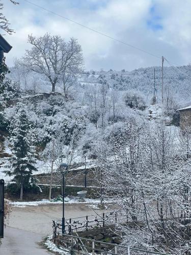 Casa de pueblo a 4km de Andorra in Bescaran