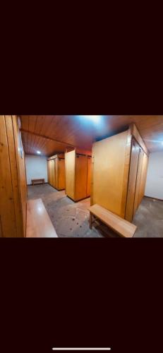 APPARTEMENT charme SPA & PARKING COUVERT Au pied des pistes Plagne 1800 in لا بلاجني