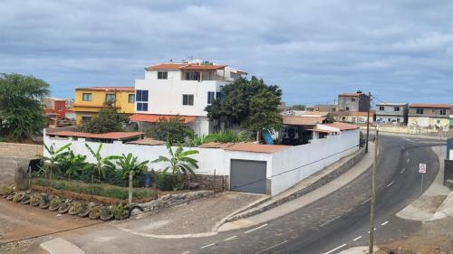 Hospedaria Santo António 2 – khách sạn tại Pedra Badejo