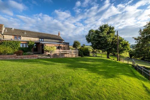 North Buckham Farmhouse in บีมินสเตอร์