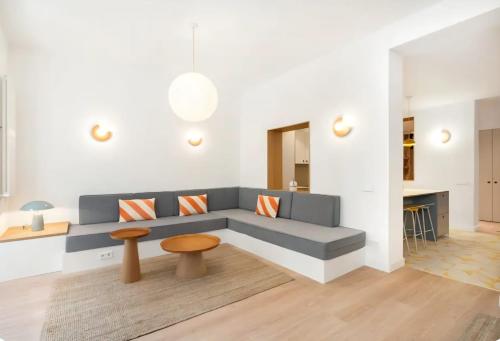 Chueca Fuencarral - 5 Bdrms 5 Baths 12 pax, Madrid (photo 9)