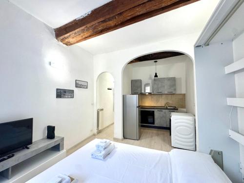 Mono Romana