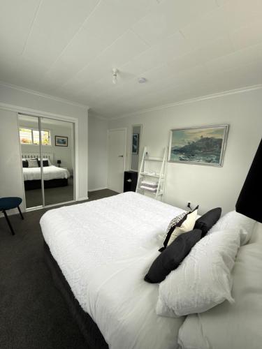 Inglewood shared Home BNB in Inglewood