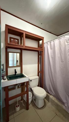 Phòng tắm, Soul Rebel Hostel in Puerto Viejo de Talamanca