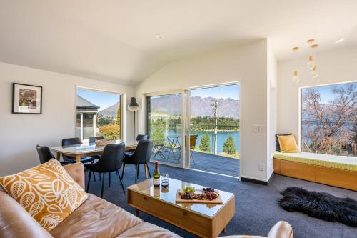 Ruru Retreat- Free Parking- Hot Tub- Walk To Town