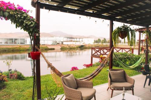 Increible casa de playa con vista al lago in Cerro Azul