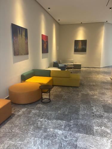 Lobby, Bridge Select - Mirage in Cil
