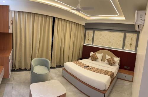 Hotel Vallabh Sky - Vadodara