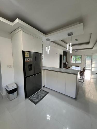 RHE Penthouse Richmond Three Bedroom in Priory