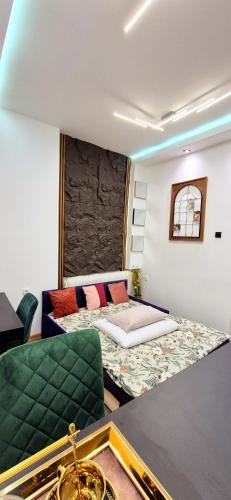 Belgrade Tailor Palace 3-Star Single Room suite