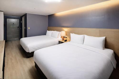 Hotel Bernoui Seoul - Tap to explore photos