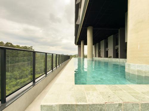 Sky Design Alphaville Hotel Residence in バルエリ