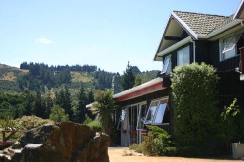 Mt Hutt Lodge - Accommodation - Windwhistle