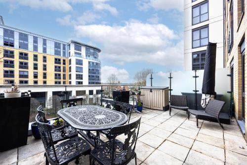 Chelsea Harbour Suite - image 6