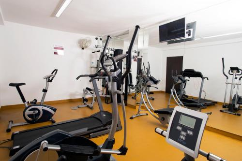 Fitness center, Hotel Plaza Ventura in Atlantico