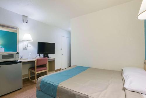 Motel 6-Rochester, MN