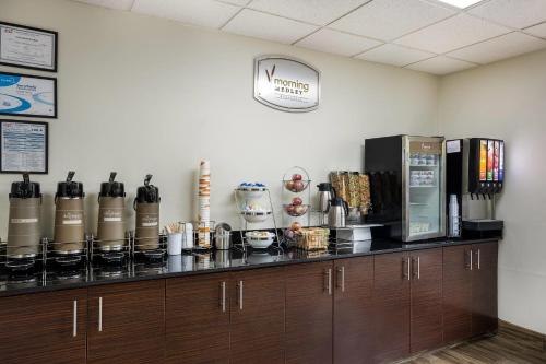 Sleep Inn & Suites Valdosta - image 6