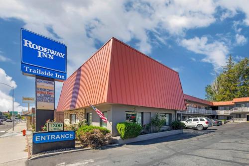 A szálláshely kívülről, Rodeway Inn at Nevada State Capitol in Carson City (Nevada)