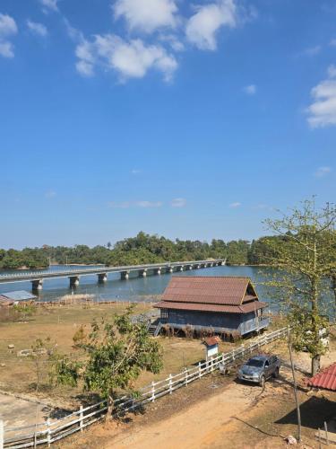 Phosy Thalang Laos Zone A in 科恩康巴