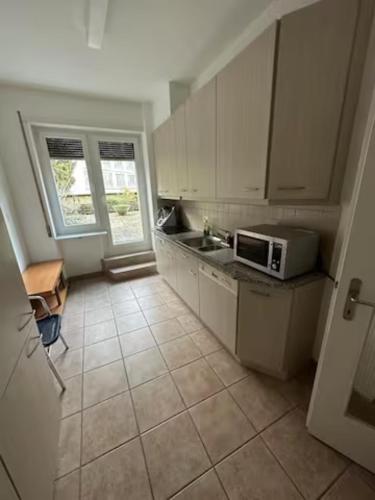 Large Flat, Downtown Center next to Zurich HB Main Station Muller - Self Checkin, Цюрих (фото 2)