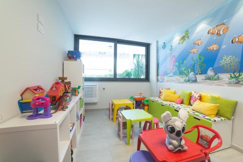 Club de niños, Blu Star Hotel in Marche