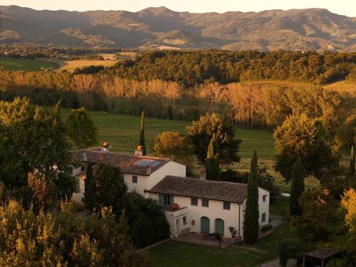 Villa Colonica Tuori at Tenuta Schifanoia gîte à louer San Piero a Sieve