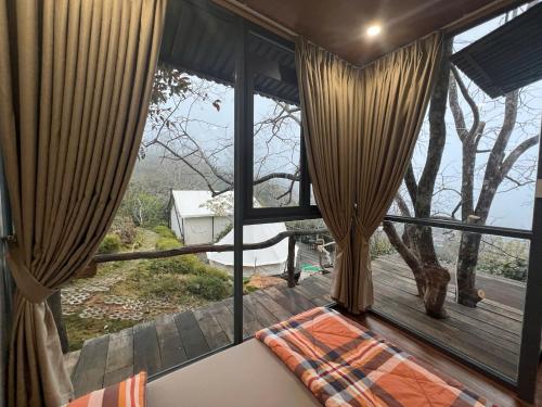 Vuon Hong Le Phuc - Cau Dat Glamping Retreat Da Lat in Tram Hanh