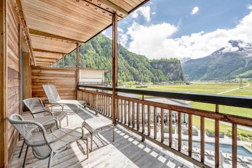 Aqua Dome 4 Sterne Superior Hotel & Tirol Therme Langenfeld in Langenfeld