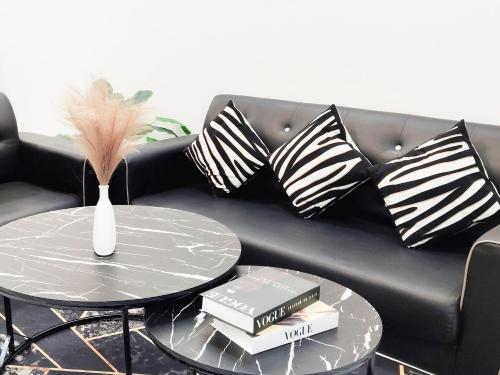 Melor 88 Homestay - Muslim Only | with Free WiFi Movies Board Games Snacks Coffee & Tea