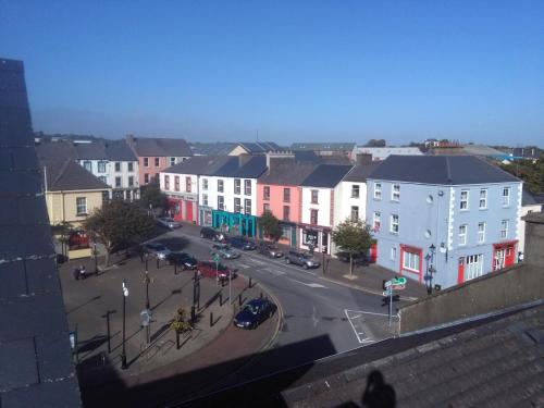 . Buggle's Pub and Accommodation