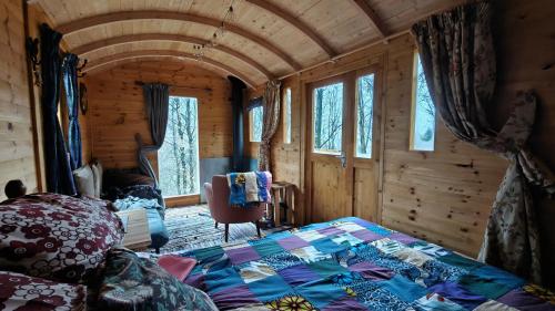 Peggy's Cabin in the Woods in Blackshaw
