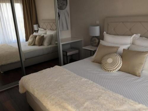Luxury Villa Reina - image 2