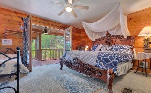 Charming Nautical-Themed Inn Room with Private Whirlpool & Lake Views Near Lake Helen, Florida in Lake Helen