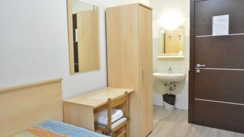 Hotel Arno - image 12