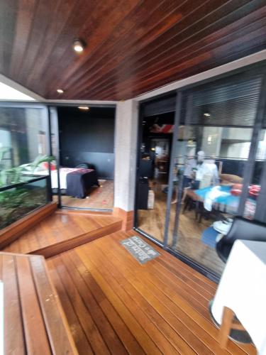 Morumbi, Apartamento Pub, SPA com hidromassagem, PISCINA Aquecida PRIVATIVA, LAREIRA, tudo que voce  in ヴィーラ アンドラデ