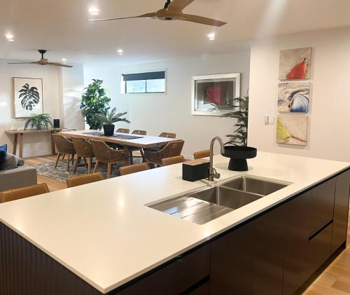 Kitchen, Plantation Hotel Coffs Harbour in Coffs Harbour