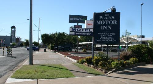 The Plains Motor Inn