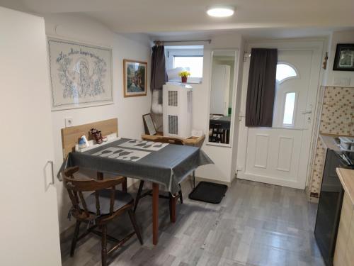 Agapé Mini Stúdió (Agape Mini Studio) in Balatonalmádi