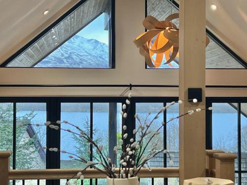 Зовнішній вигляд готелю, Highland House in Лочернхед