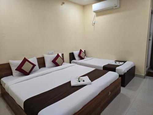 GT Empire Hotel Near Chennai Trade Centre in Poonamallee