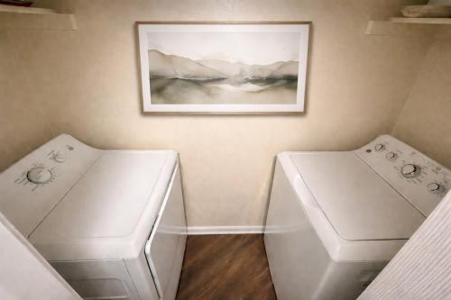 Modern Comfort Stay ,Relax and Recharge in Carrollton