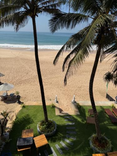 Pina Boutique Hotel - Beachfront in Unawatuna