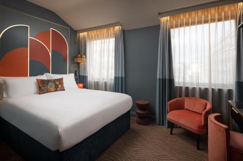 room detail thumbnail 0