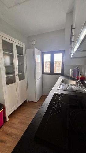 virtuve, Apartamento La Hera in Belvis De Monroy