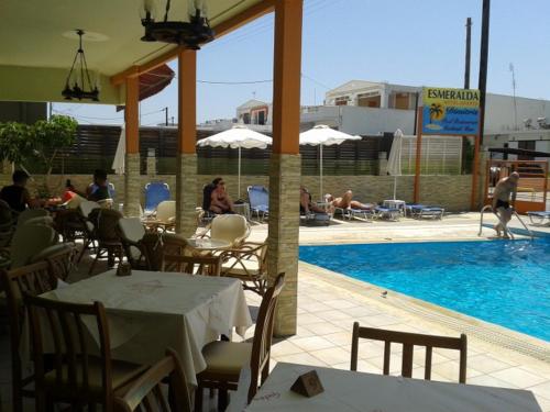 Esmeralda Hotel - image 13