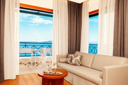 Ramada Athens Attica Riviera - image 14