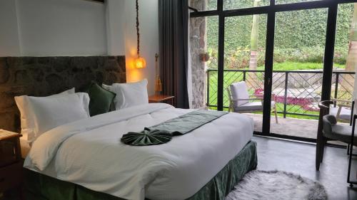 Grotta Resort in 魯亨格里