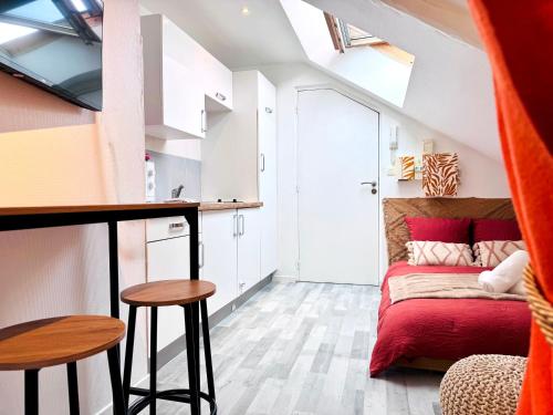 virtuve, Le Nid Ambré - Proche gare & Wi-Fi (Le Nid Ambre - Proche gare & Wi-Fi) in Les Noes-pres-Troyes (Alsace)